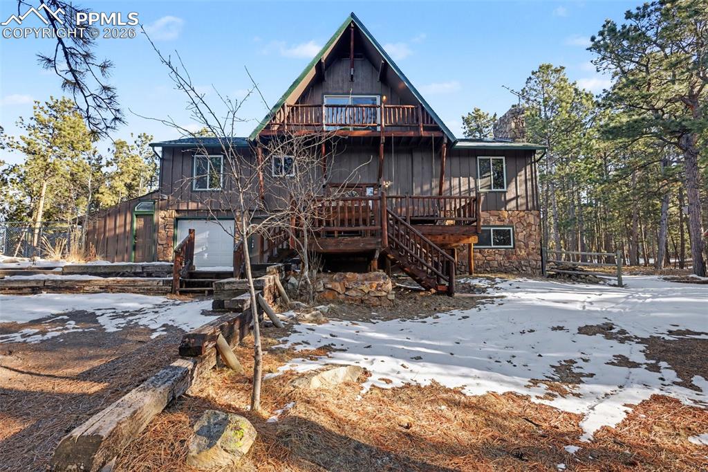 Image 1 of 50: Back of Structure