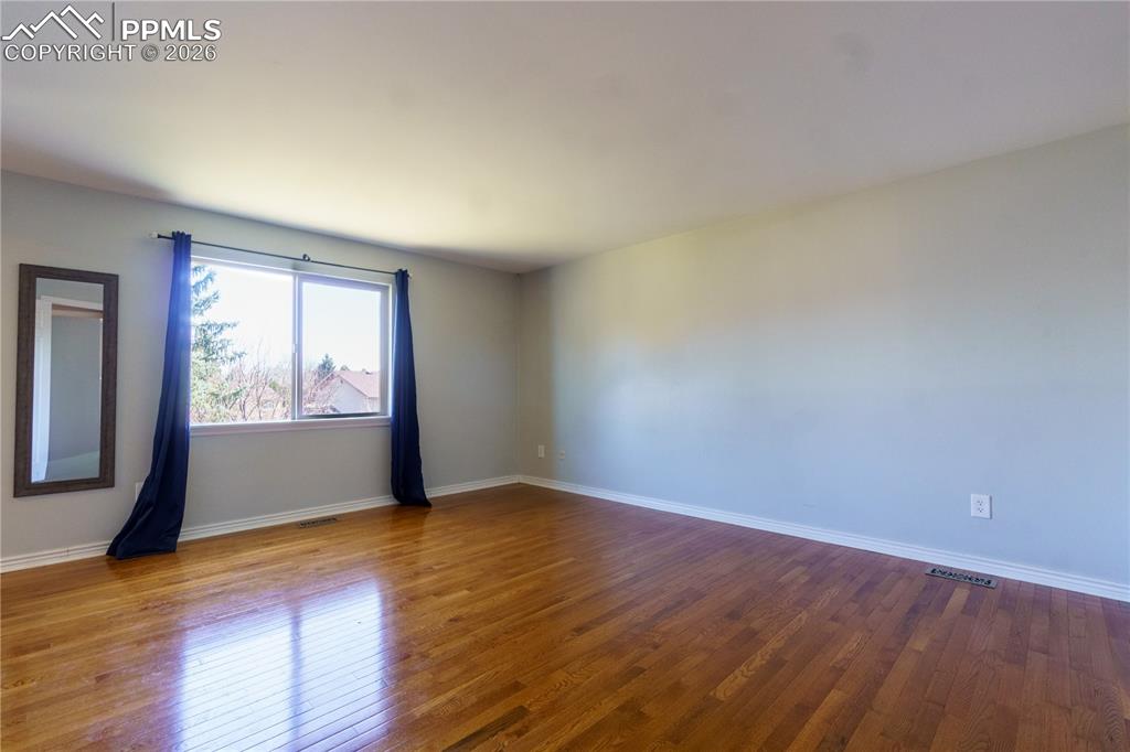 Image 15 of 25: Primary Bedroom