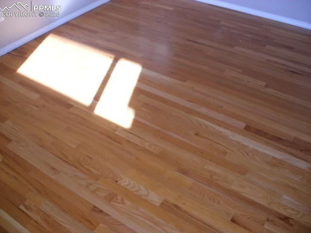 Image 24 of 47: Bedroom