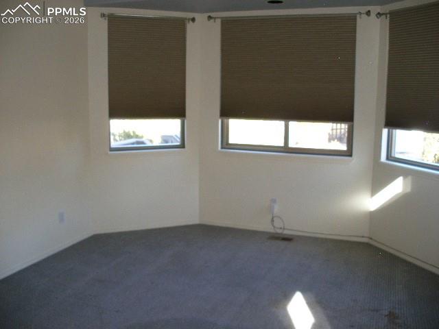 Image 37 of 47: Bedroom