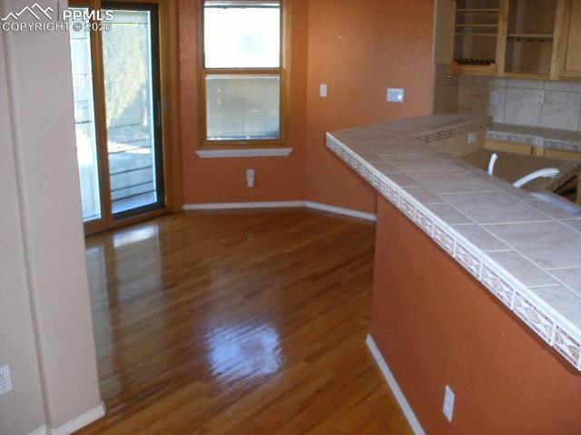 Image 5 of 47: Kitchen