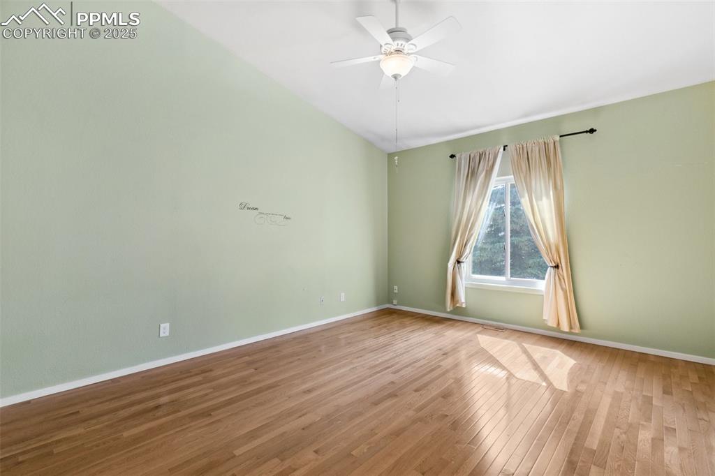 Image 21 of 42: Master Bedroom