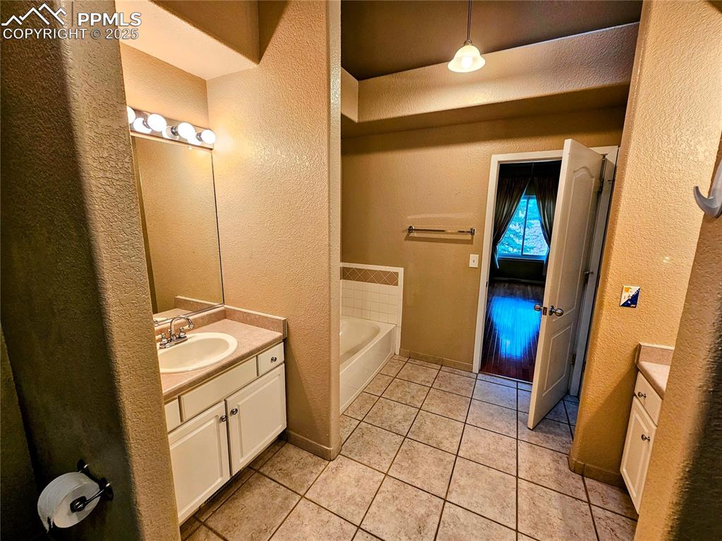 Image 25 of 42: Master Bathroom