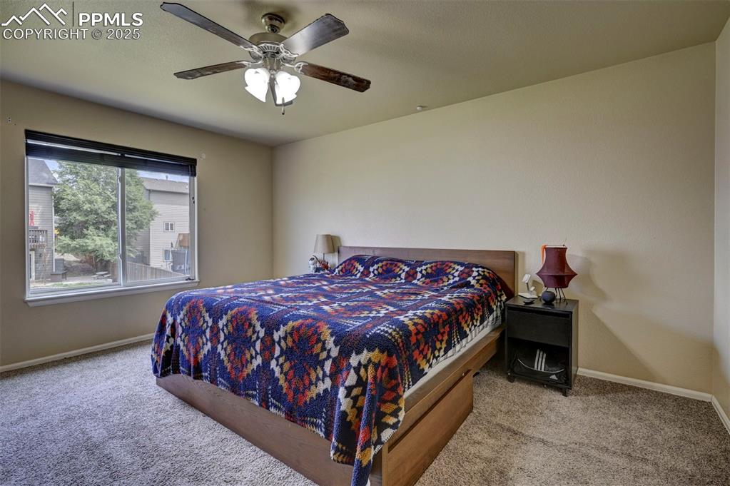 Image 17 of 44: Bedroom
