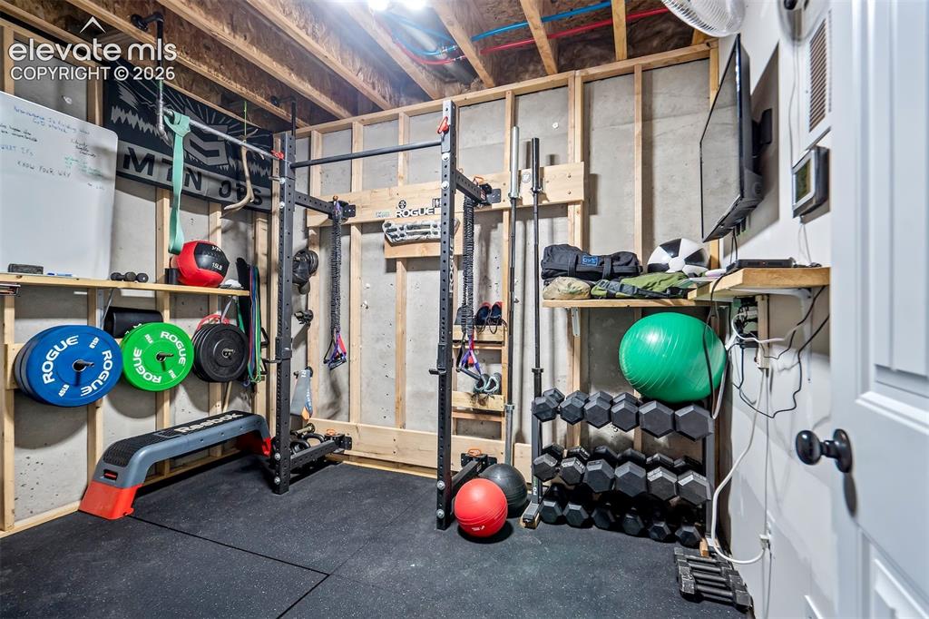 Image 41 of 50: Exercise Room