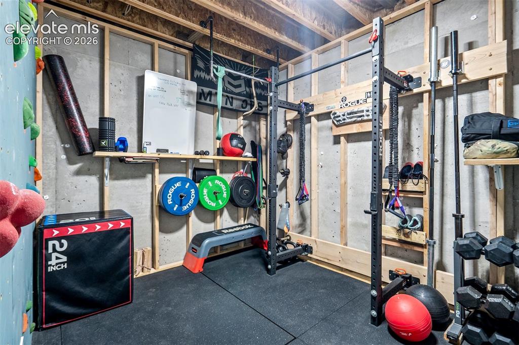 Image 42 of 50: Exercise Room