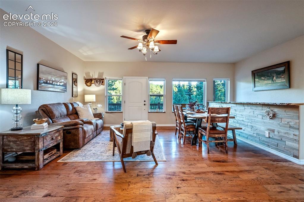 Image 9 of 50: Living Room