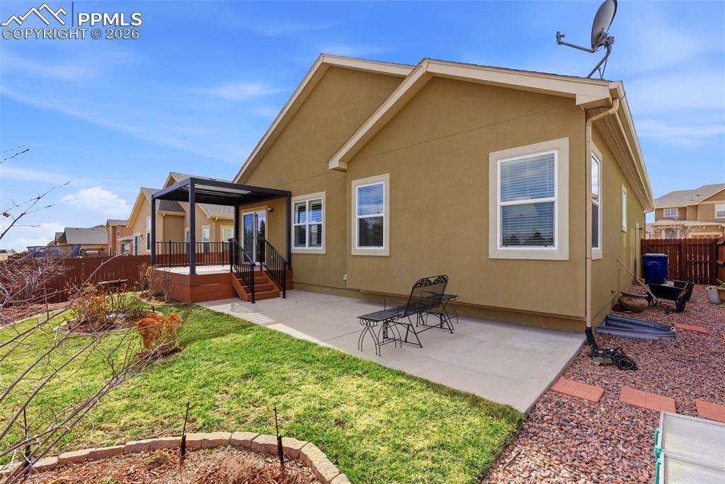 Image 39 of 48: Back of Structure