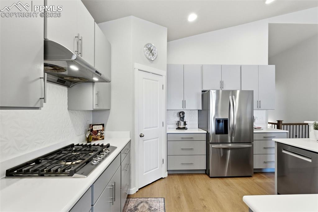 Image 6 of 48: Kitchen