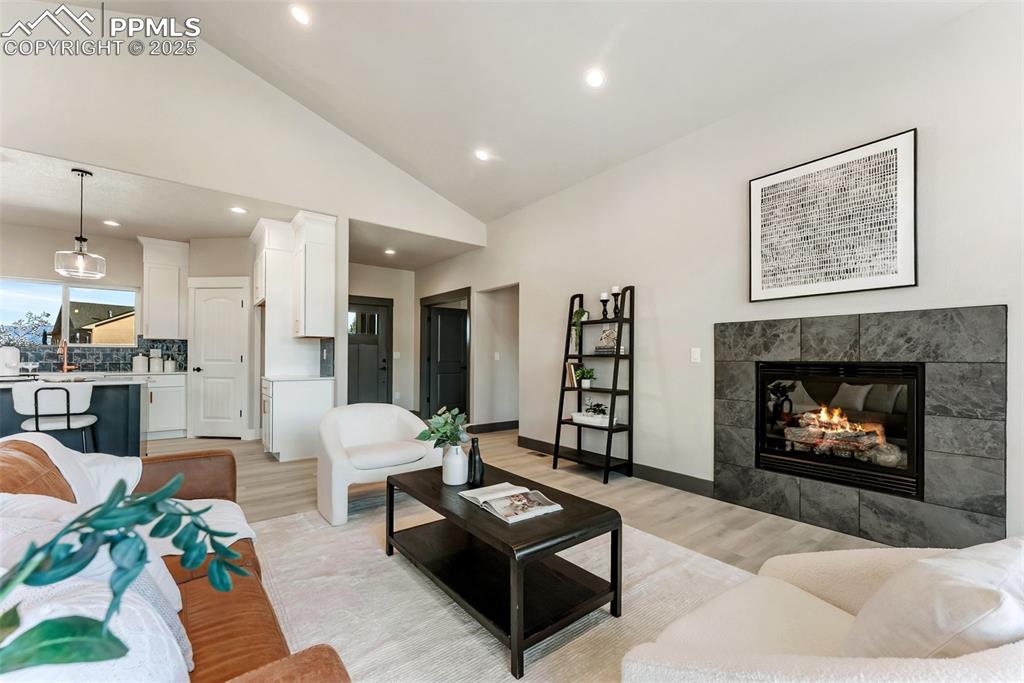 Image 8 of 45: Living Room