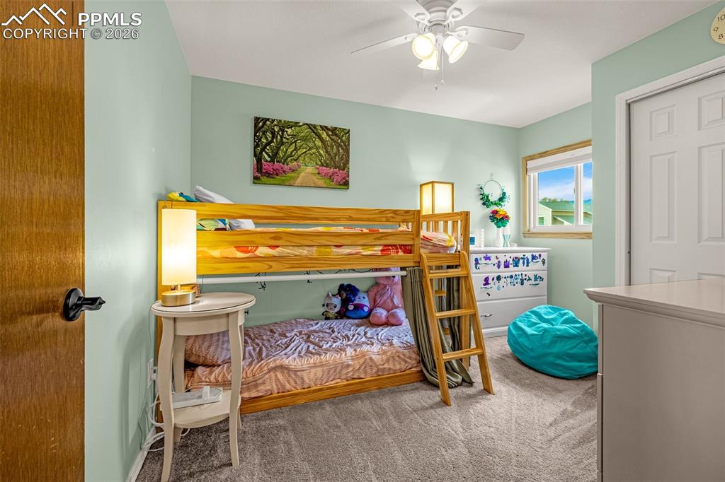 Image 15 of 23: Bedroom