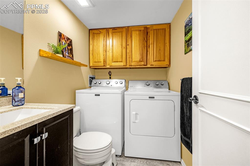 Image 17 of 23: Bathroom