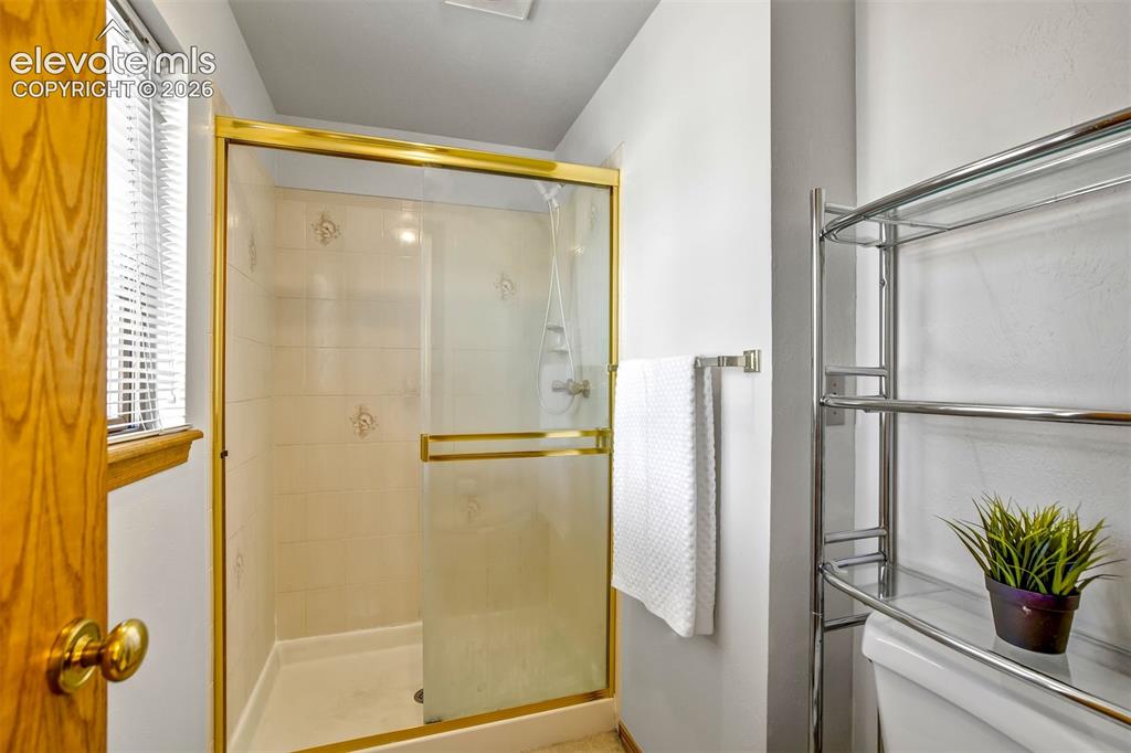 Image 31 of 50: Master Bathroom