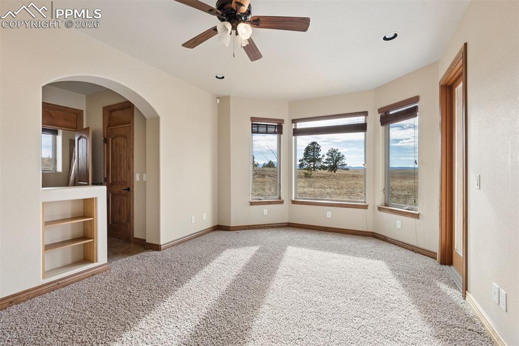 Image 40 of 49: Living Room