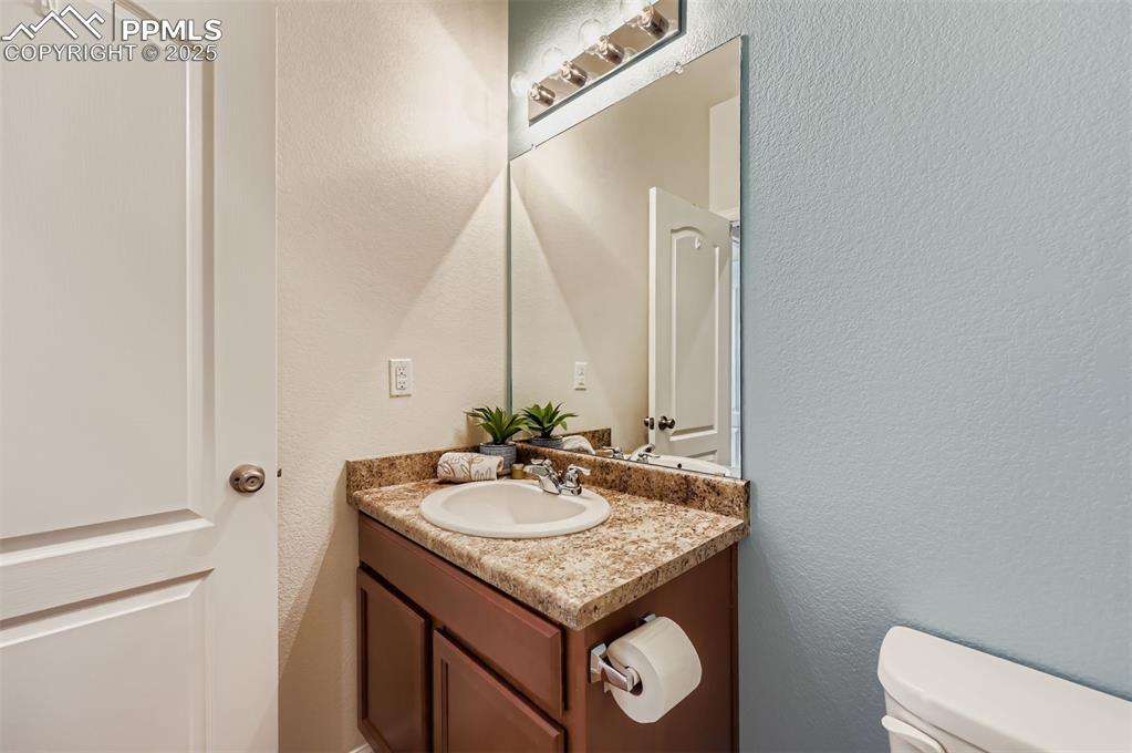 Image 24 of 29: Bathroom