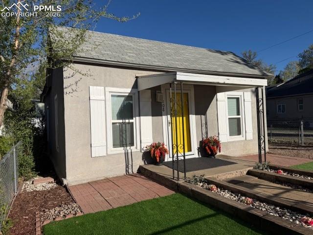 Image 1 of 16: Back of Structure