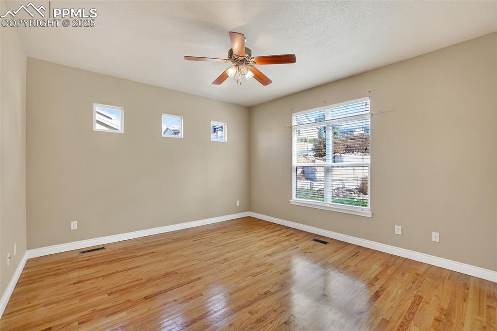 Image 20 of 32: Other