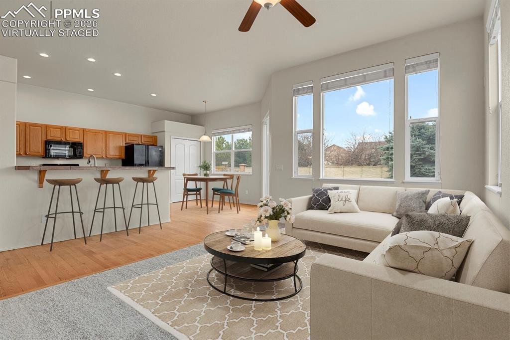 Image 10 of 36: Virtually staged