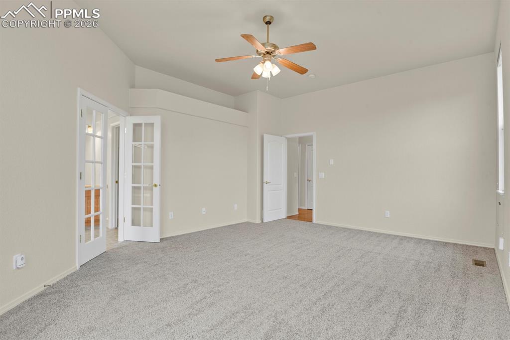 Image 18 of 36: Master Bedroom