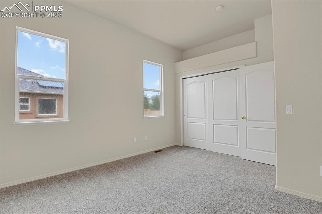 Image 22 of 36: Bedroom