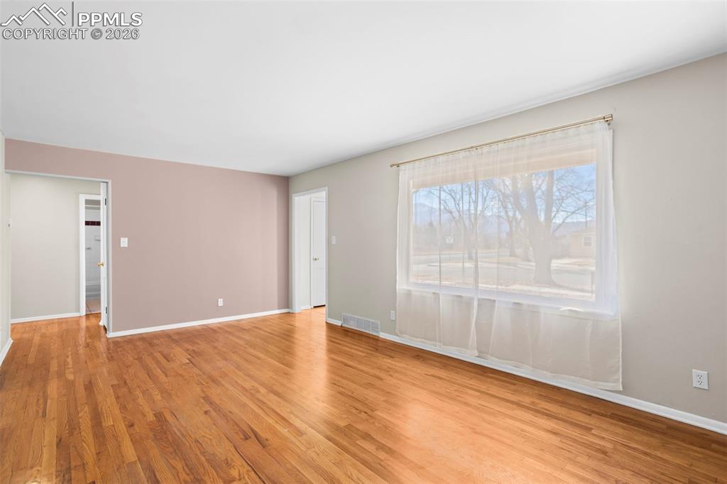 Image 4 of 20: Other