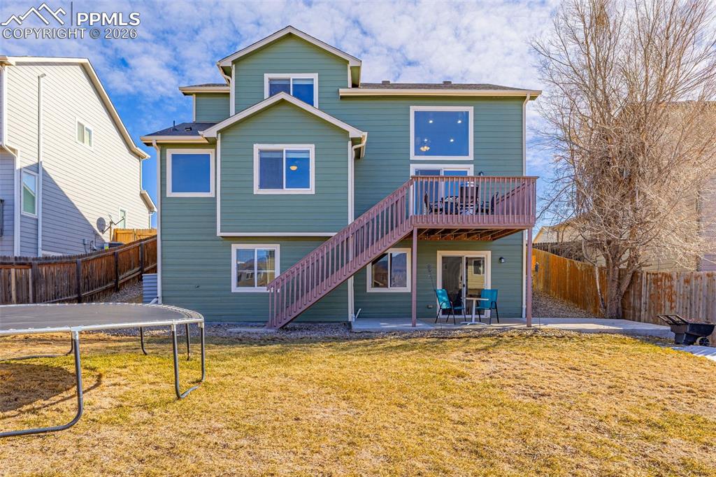 Image 38 of 50: Back of Structure