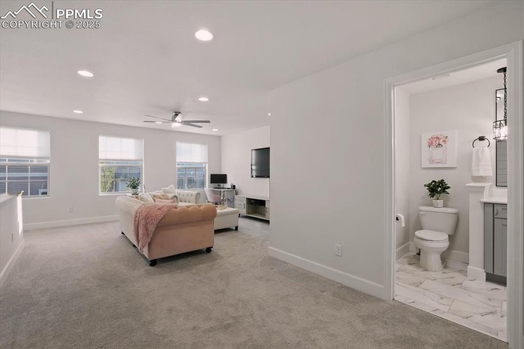 Image 36 of 42: Loft