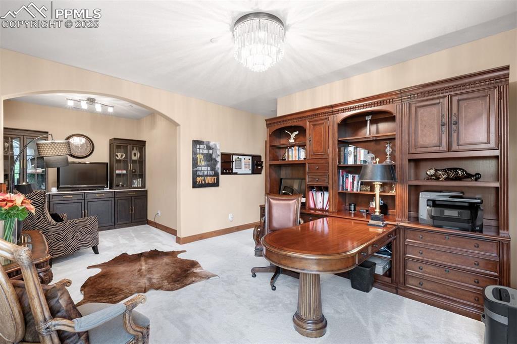 Image 25 of 47: Upstairs bedroom #1 is flexible enough to use how you choose & has a privat