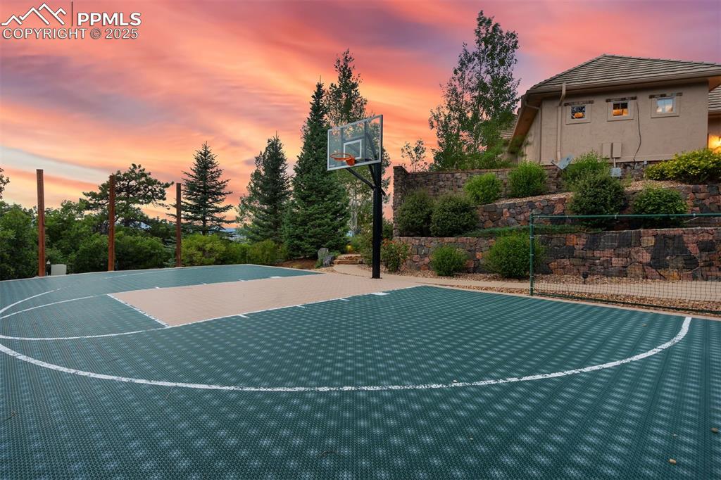 Image 43 of 47: You don