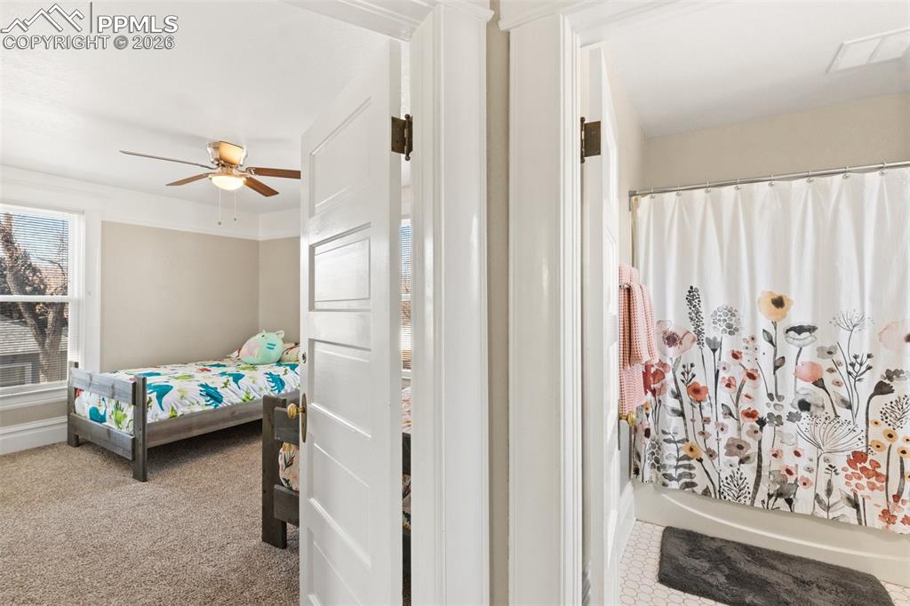 Image 23 of 38: Bedroom