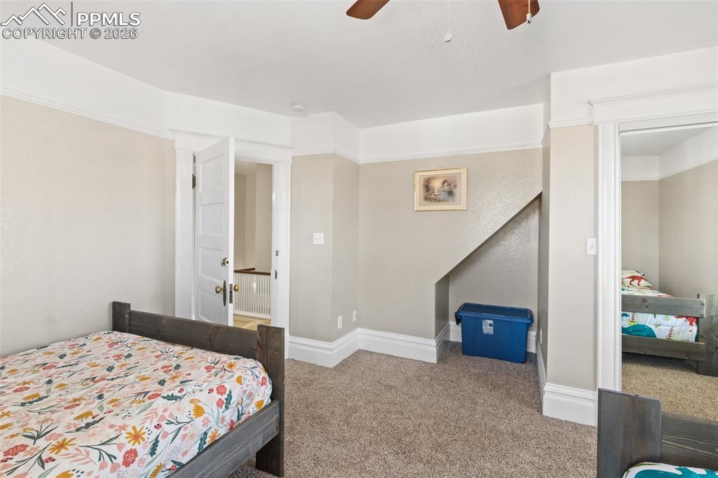 Image 27 of 38: Bedroom