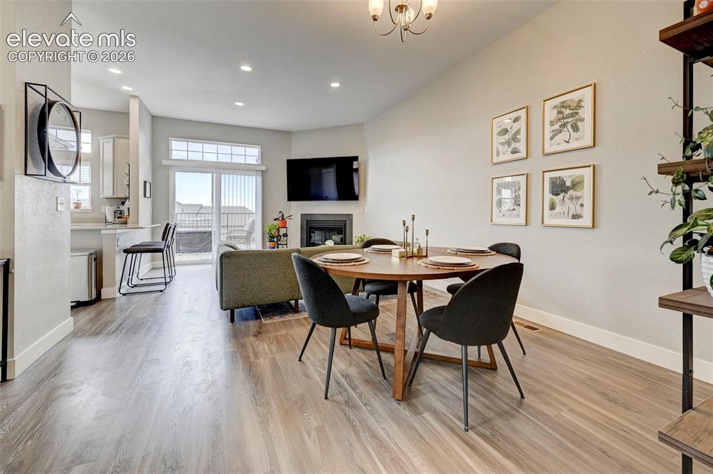 Image 4 of 39: Dining Area