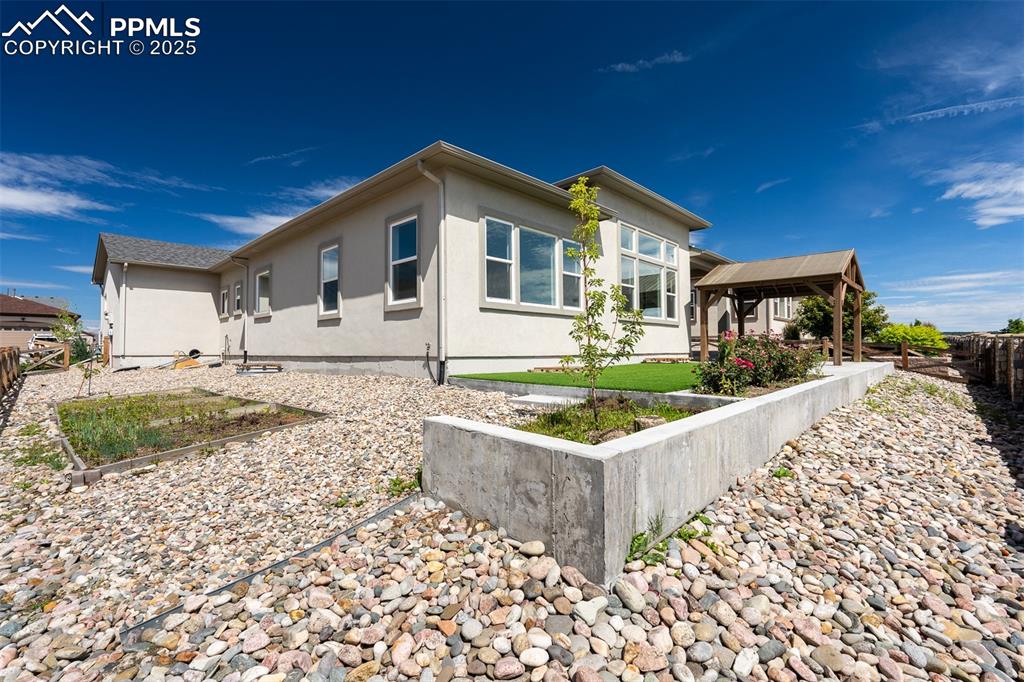 Image 8 of 46: View of home