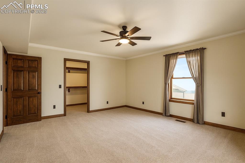 Image 16 of 42: Bedroom