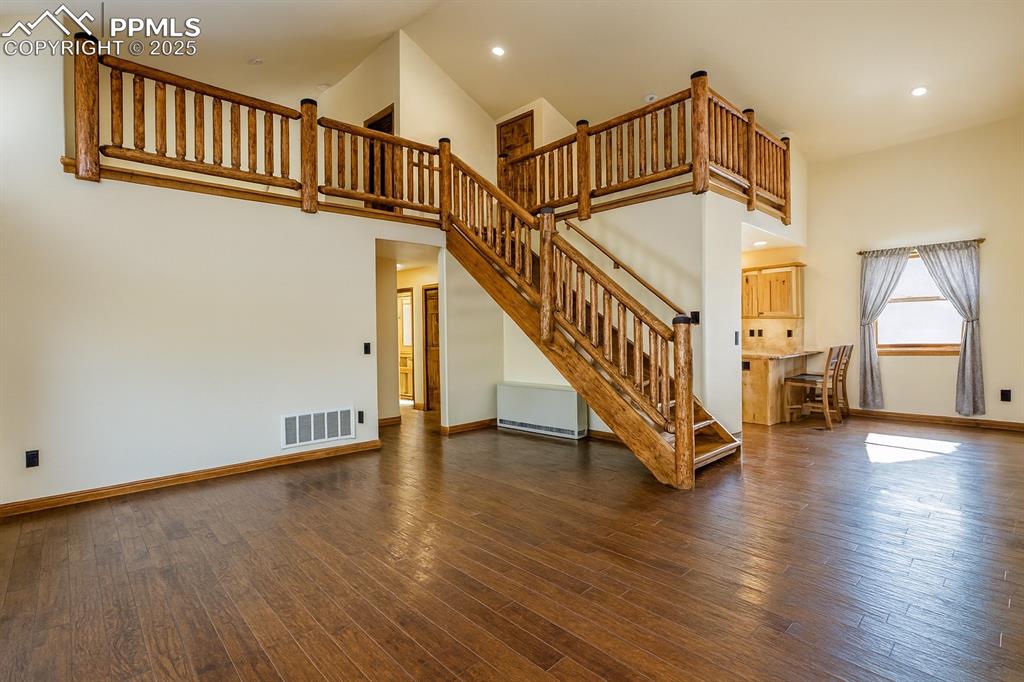 Image 7 of 42: Living Room