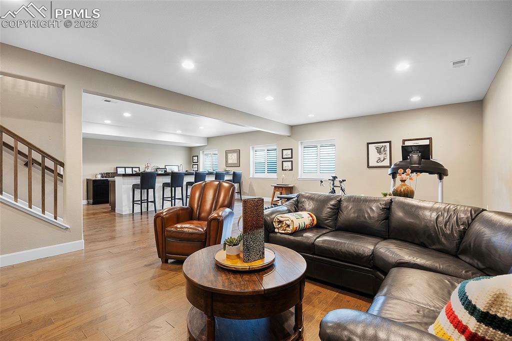 Image 30 of 48: Open basement floor plan