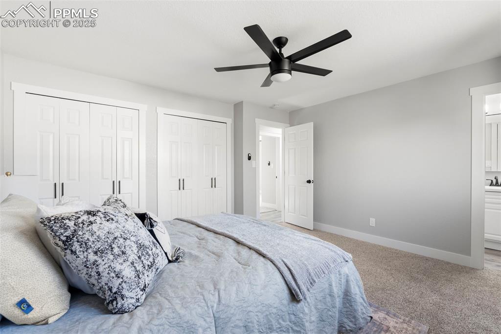 Image 28 of 44: Bedroom