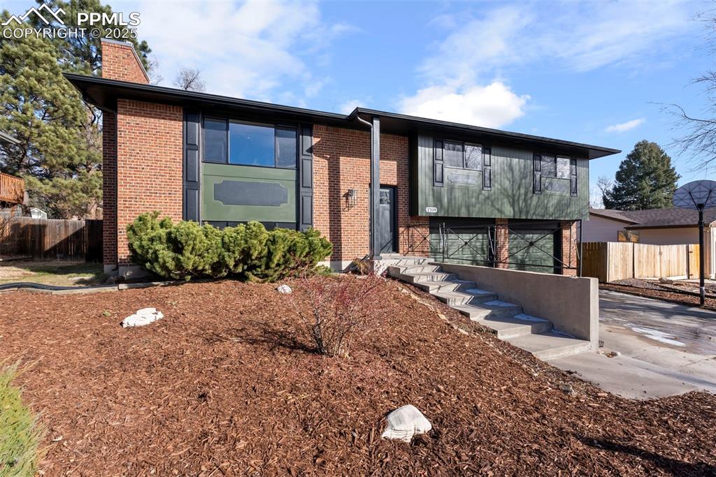 Image 3 of 44: Front of Structure