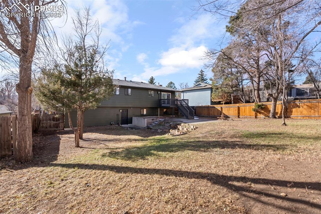 Image 40 of 44: Back of Structure