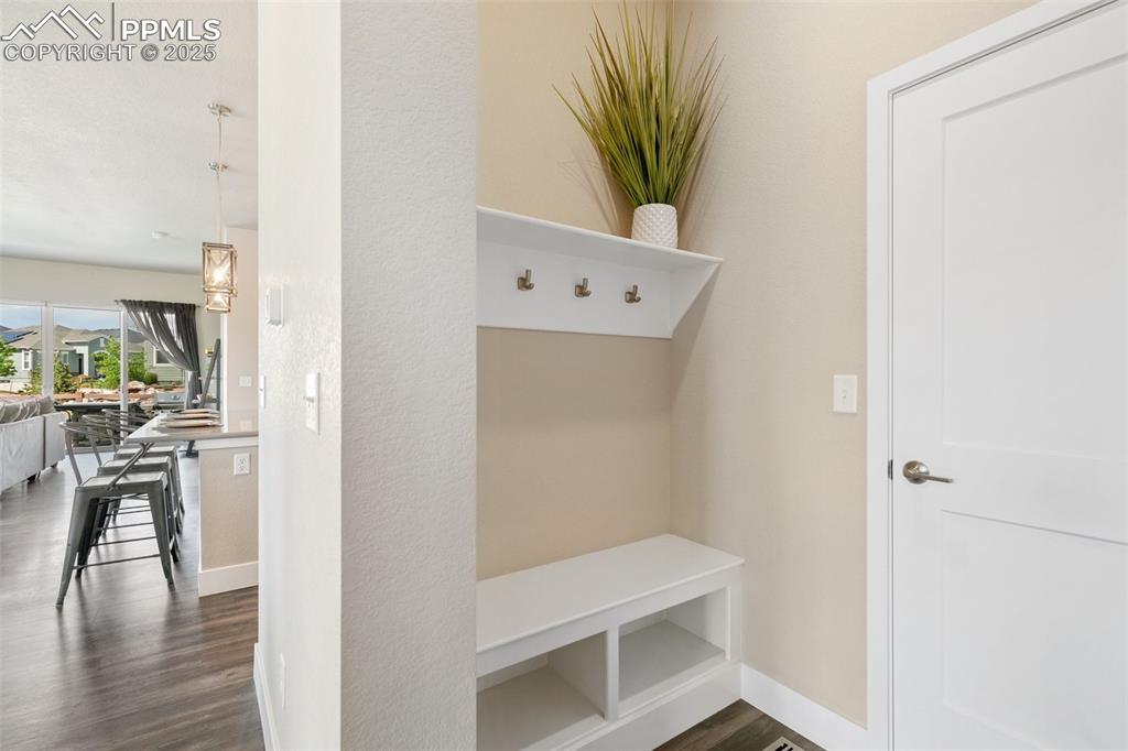 Image 16 of 39: Mud Room