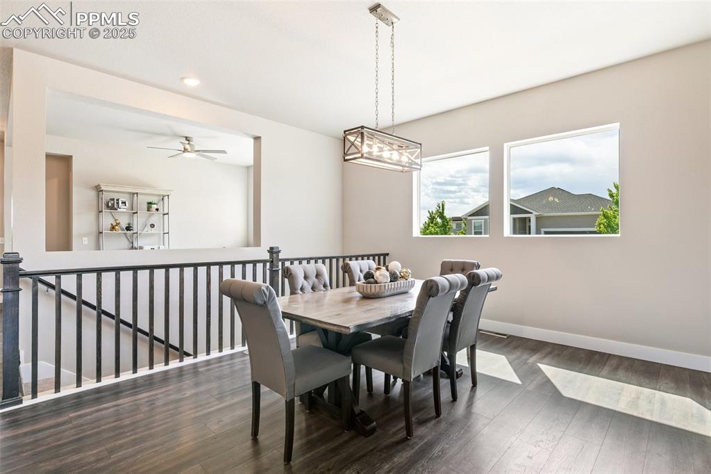 Image 6 of 39: Dining Area