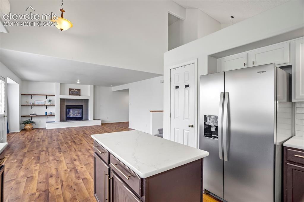 Image 11 of 45: Kitchen