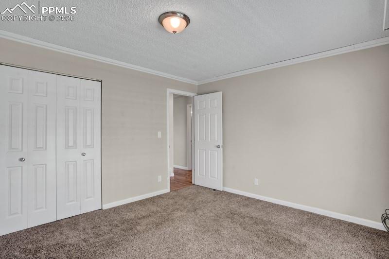 Image 17 of 26: Bedroom