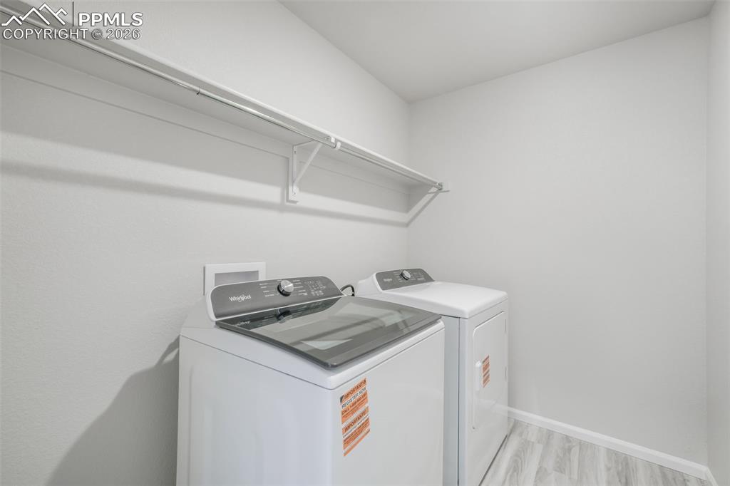 Image 41 of 50: Laundry