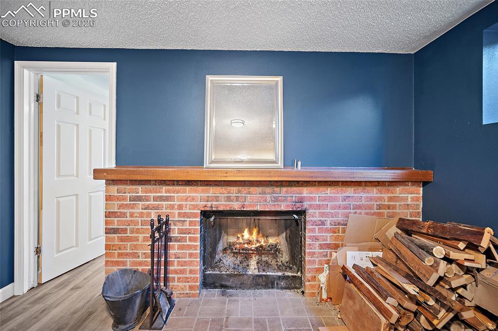 Image 20 of 37: Focal point of the lower level Family room. 