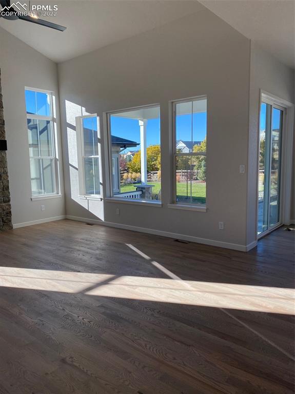 Listing 5732317, Image 8 of 10