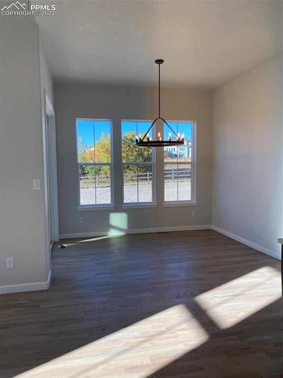 Listing 5732317, Image 9 of 10