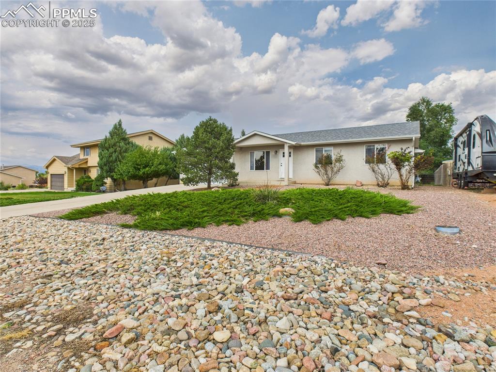 Image 3 of 36: Front of Structure