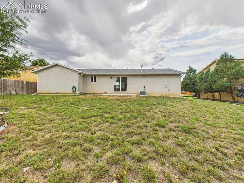 Image 35 of 36: Back of Structure