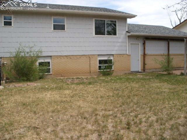 Image 46 of 48: Back of Structure